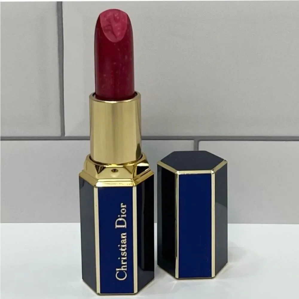 Dior 689 Adventure Lipstick